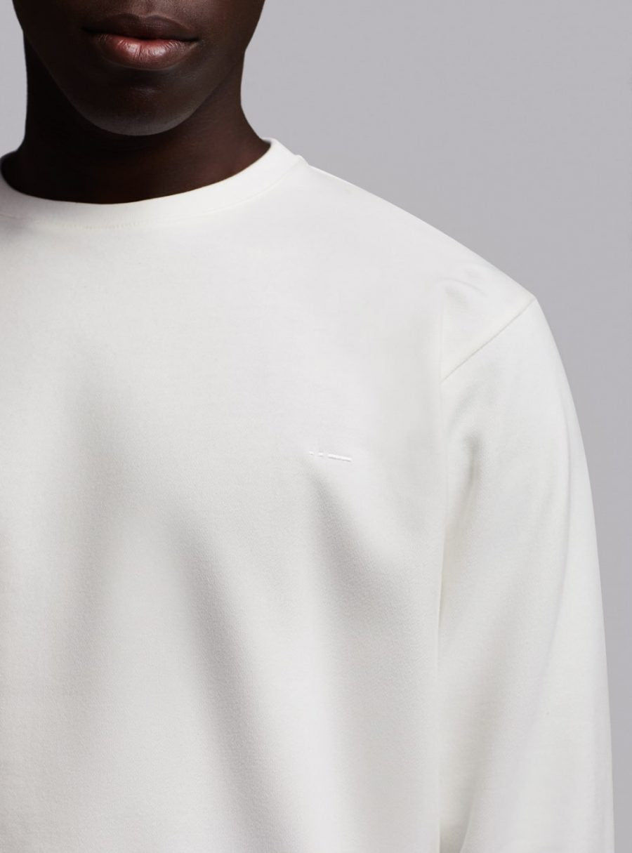 Essential sweatshirt